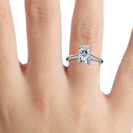 Solitaire Round Shaped Single Stone 0.46 Carat Diamond Ring in 14k Whi –  Fine Diamond Jewelry