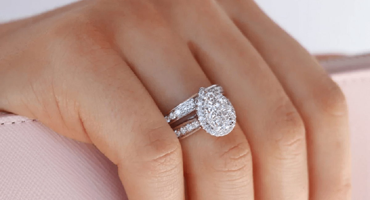 7 Carat Lab Grown Diamond Rings | Flawless Fine Jewellery